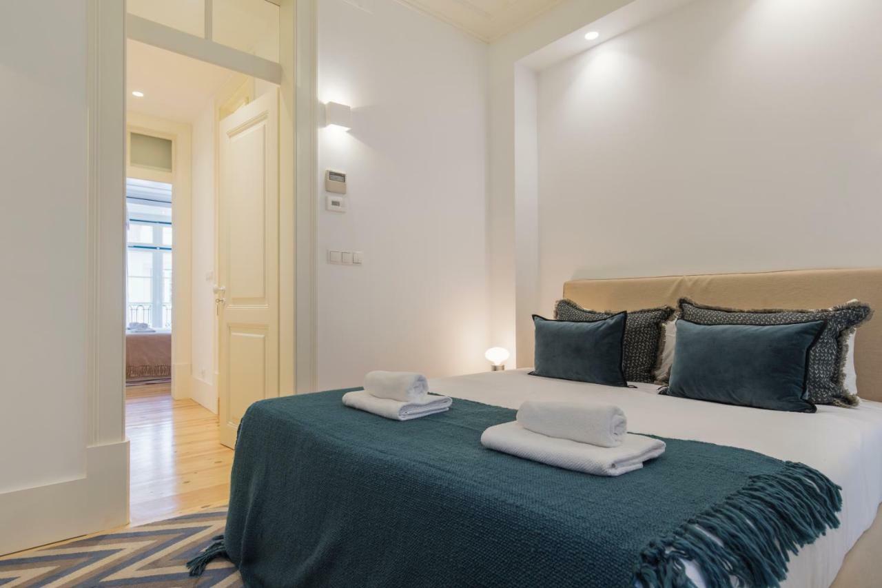 Charming 2 Bedroom Apartment In Baixa Chiado Lisbon Exterior photo