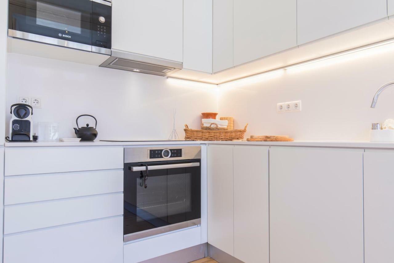 Charming 2 Bedroom Apartment In Baixa Chiado Lisbon Exterior photo